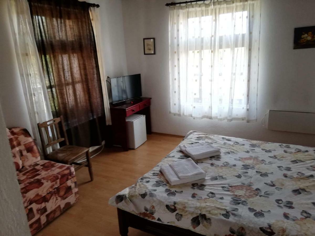 Guest House Popov Marchevo Exterior foto